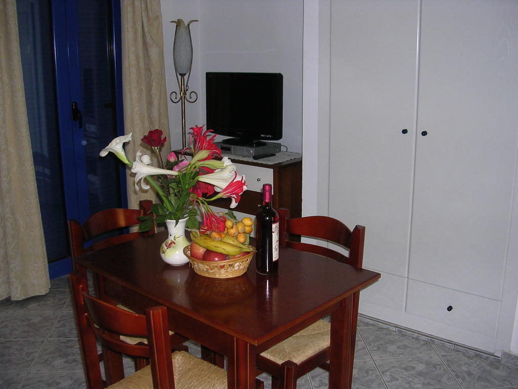 Stefanos Apartments Agia Fotia  Phòng bức ảnh